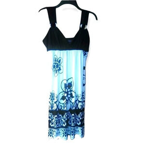 𝅺my Michelle sleeveless black and white dress. Size medium. C42​​​​​